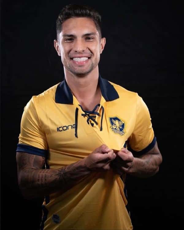 Meia Stephanno, filho do tetracampeão Branco fecha com a Ponte para Série B