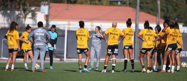 Sereias da Vila visitam Ferroviária neste domingo