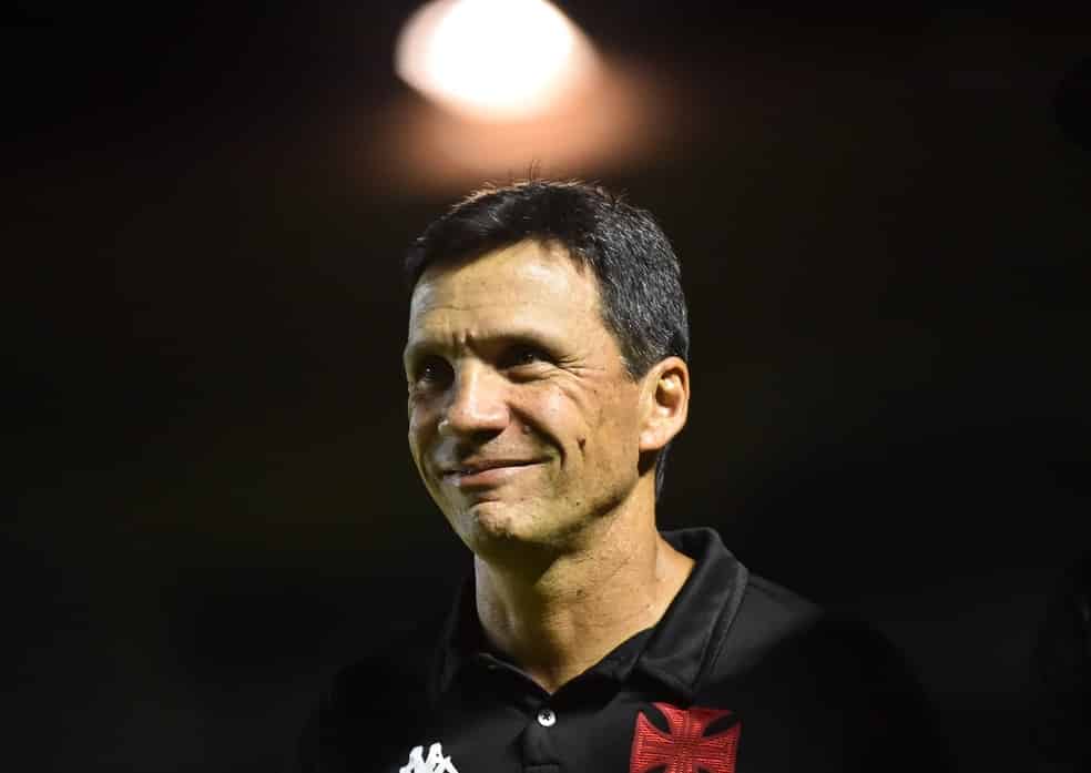 Z&eacute; Ricardo elogia time ap&oacute;s vit&oacute;ria: &ldquo;Vit&oacute;ria foi merecida&rdquo;