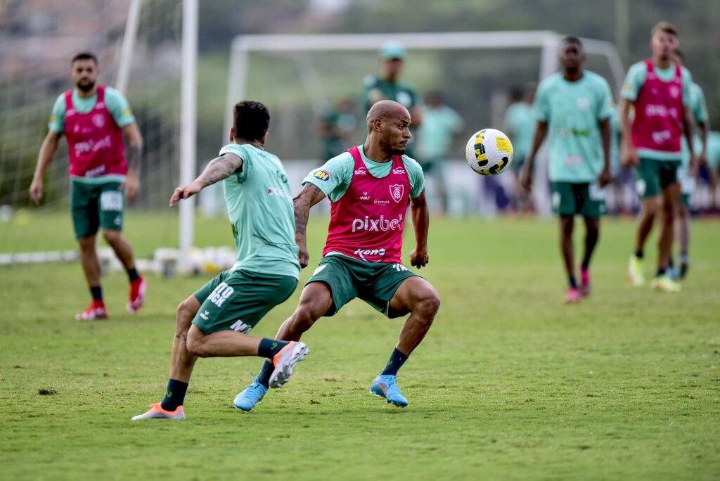 América-MG tem 9 desfalques para enfrentar Coritiba