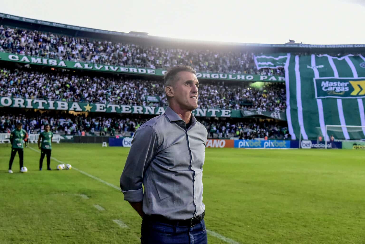 V&aacute;gner Mancini fala de arbitragem e elogia &ldquo;entrega&rdquo; do Am&eacute;rica-MG