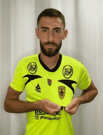 Com passagens pelas bases do S&atilde;o Paulo FC e S&atilde;o Bernardo FC, zagueiro Lucas Martins &ldquo;renasce&rdquo; para o futebol na Bezinha