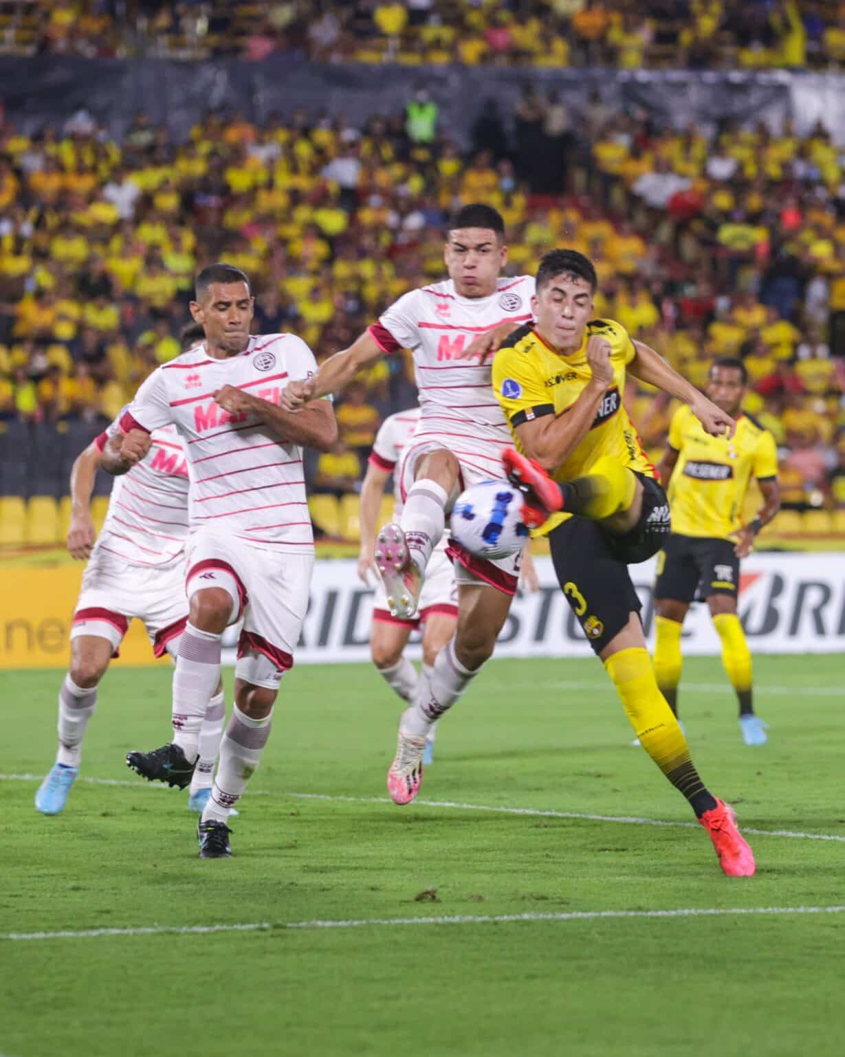 Barcelona de Guayaquil x Lanús como aconteceu – resultado, destaques e reação