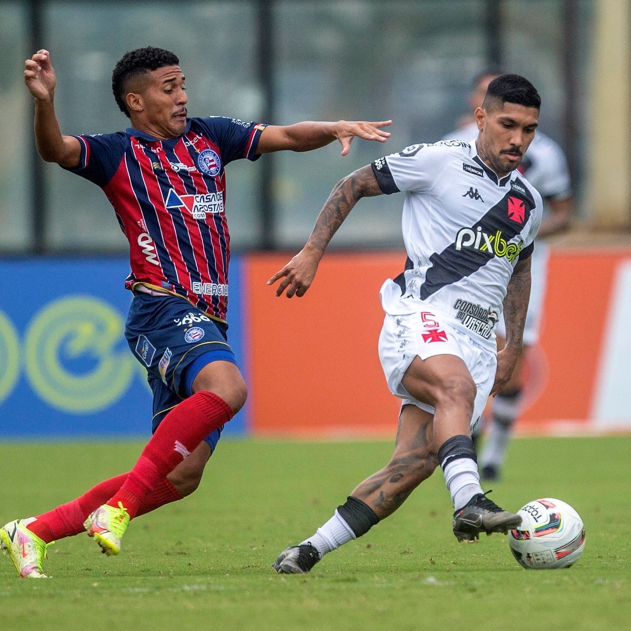 Z&eacute; Ricardo fala sobre Yuri Lara e Figueiredo