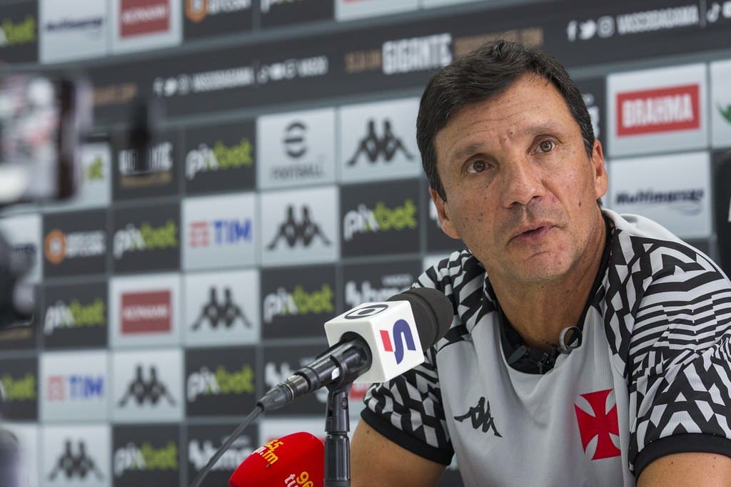 Z&eacute; Ricardo projeta partida contra Gr&ecirc;mio: &ldquo;Grande desafio&rdquo;
