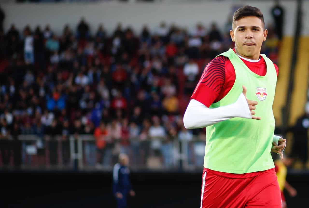 Jadsom lamenta erro no gol do Corinthians