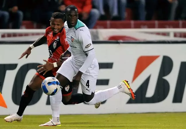 LDU X Atl&eacute;tico-GO Como Aconteceu &ndash; Resultado, Destaques E Rea&ccedil;&atilde;o