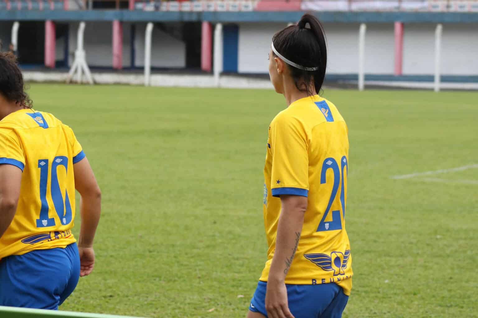 Gilmara comenta sobre seu in&iacute;cio no Ava&iacute; e espera brigar pela classifica&ccedil;&atilde;o no Brasileir&atilde;o