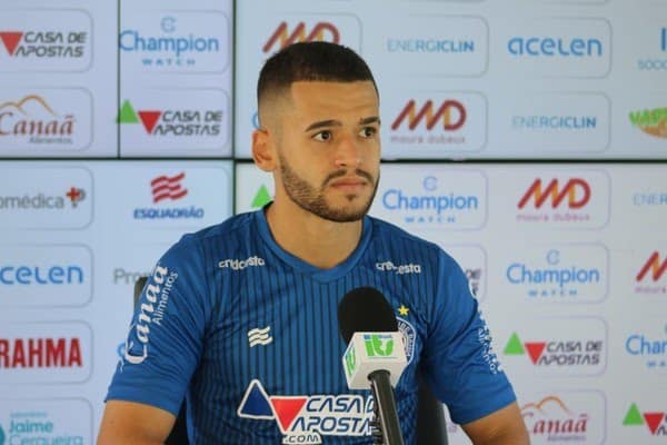 Patrick de Lucca diz que assiste vídeos dele para melhorar sempre nos jogos