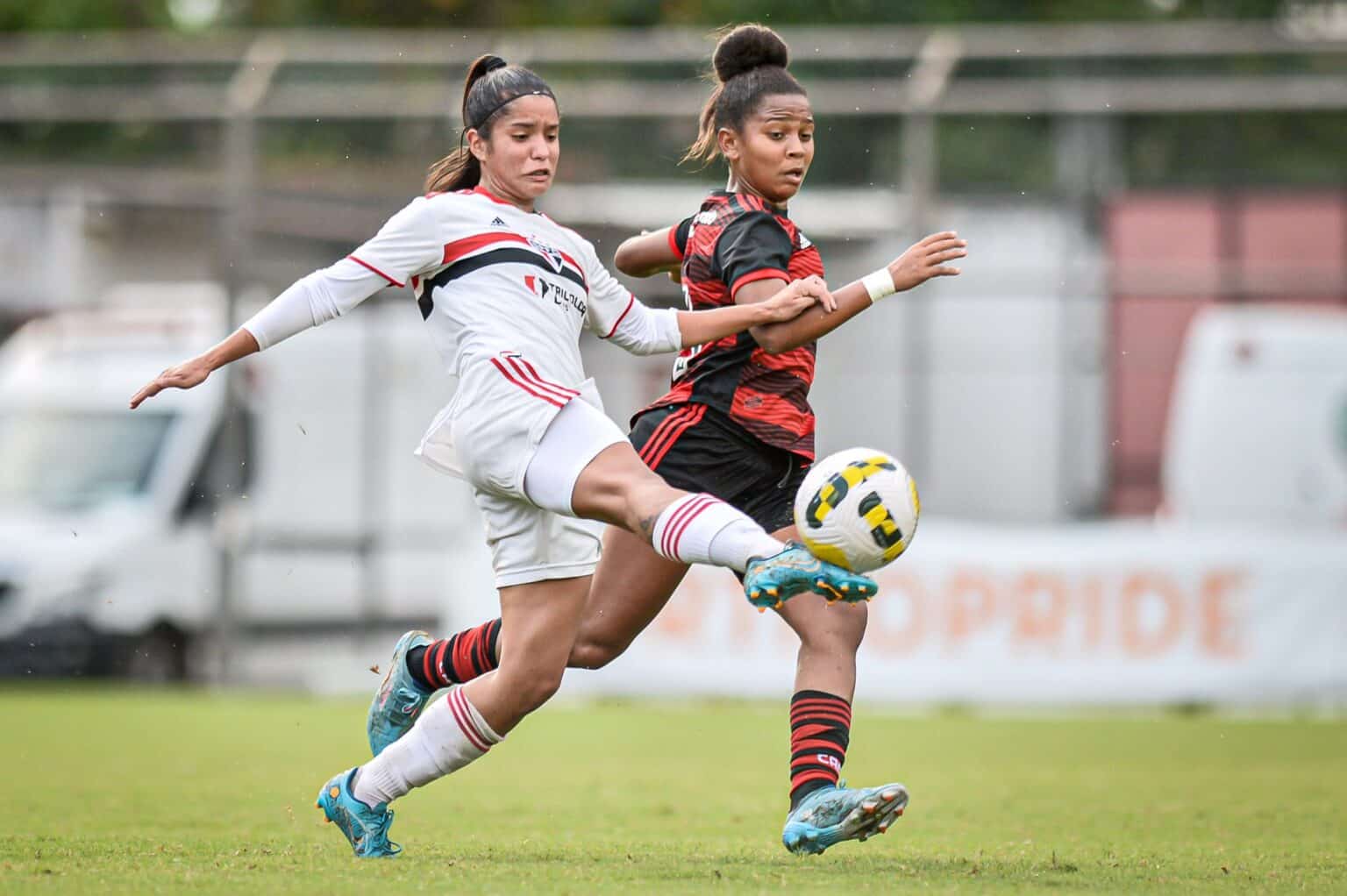 S&atilde;o Paulo recebe o Flamengo em jogo decisivo do Brasileiro Feminino Sub-20