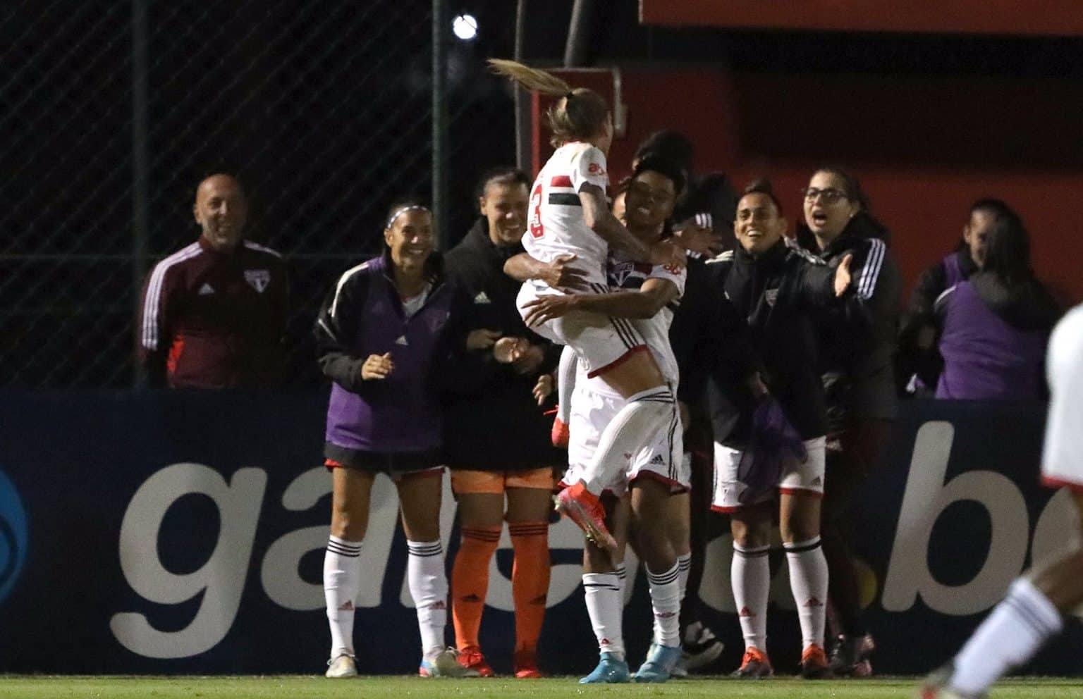 S&atilde;o Paulo recebe Ferrovi&aacute;ria pela 13&ordf; rodada do Brasileir&atilde;o Feminino