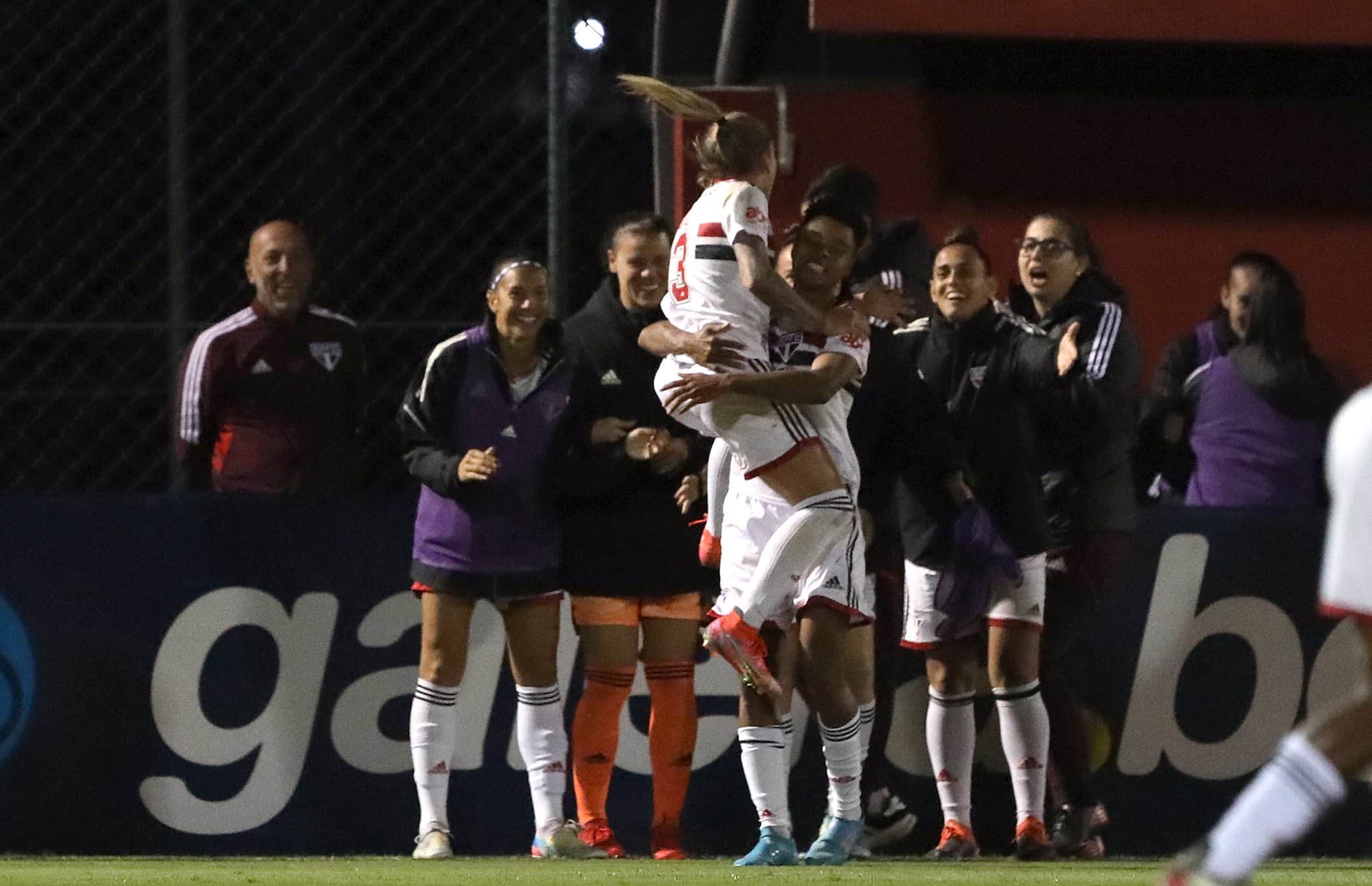 S&atilde;o Paulo recebe Ferrovi&aacute;ria pela 13&ordf; rodada do Brasileir&atilde;o Feminino