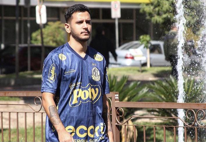 Mirassol inova e lança uniforme azul