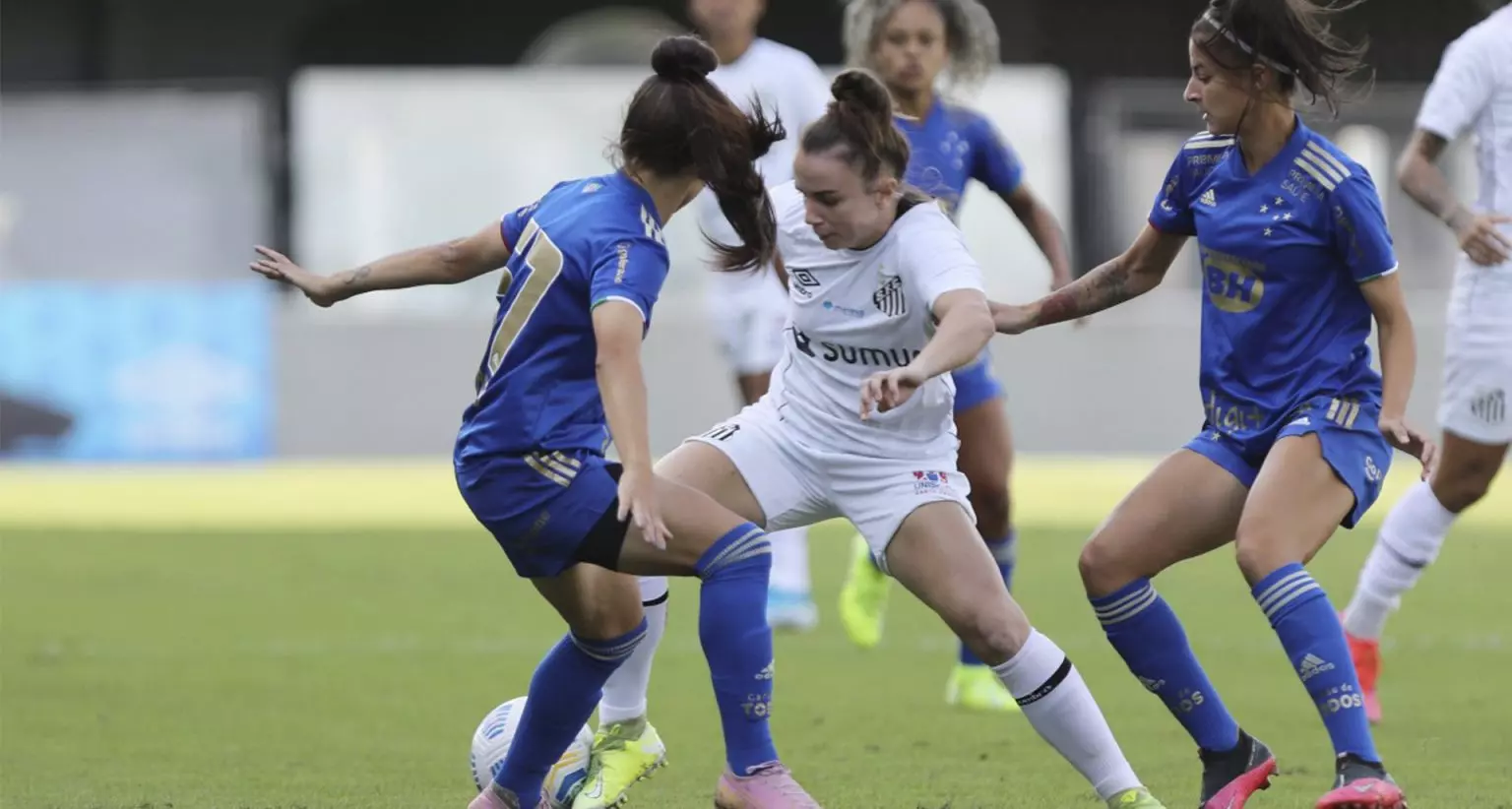 Cruzeiro x Santos sofre altera&ccedil;&atilde;o pelo Brasileir&atilde;o Feminino