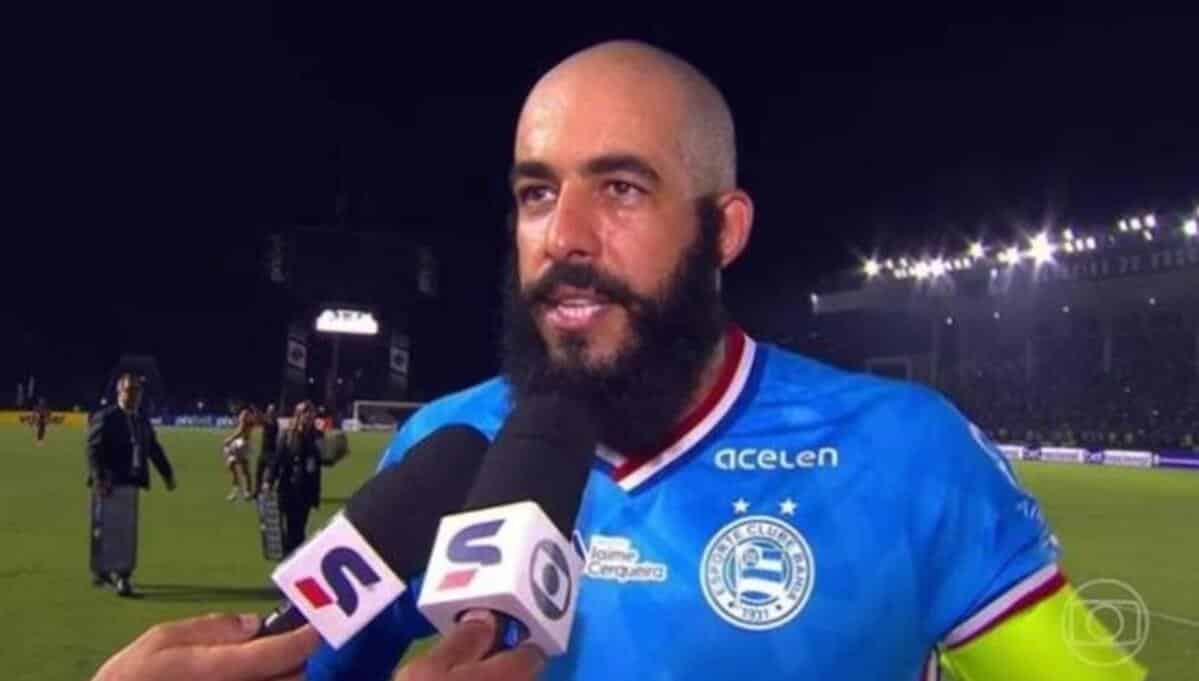 Torcida do Vasco x Danilo Fernandes: pol&ecirc;mica ainda rende e goleiro sofre