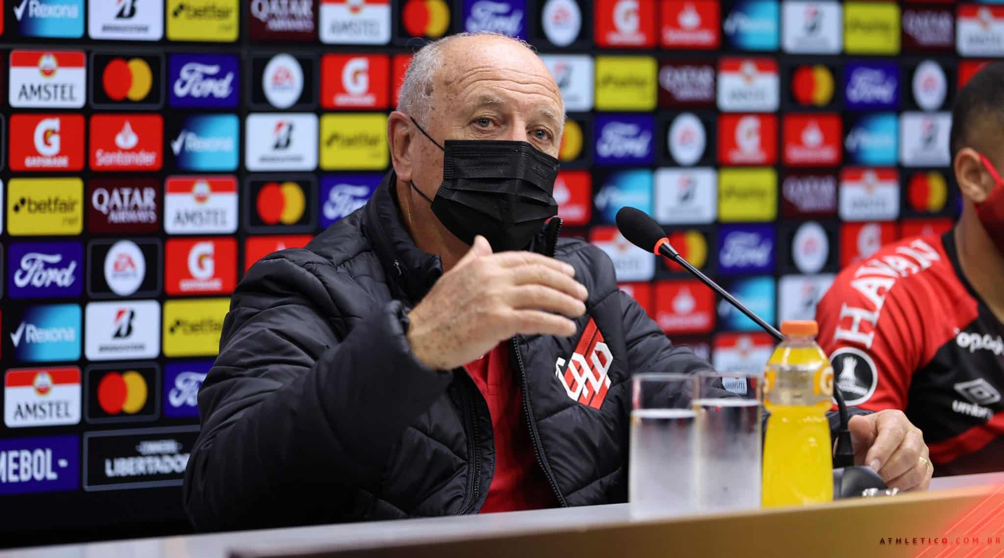 Felipão avalia vitória do Athletico-PR contra o Libertad