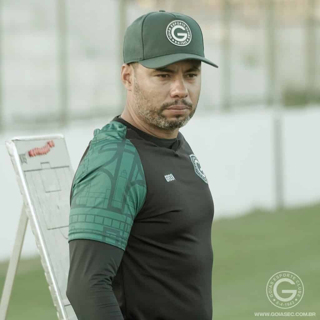 Goi&aacute;s se prepara para encarar o Fortaleza