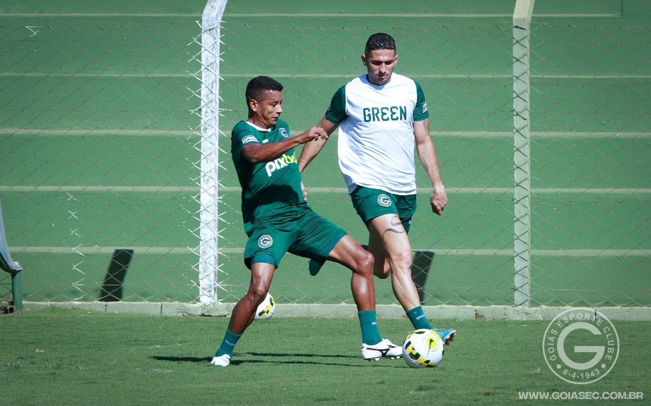 Preparação do Goiás para jogo contra Corinthians