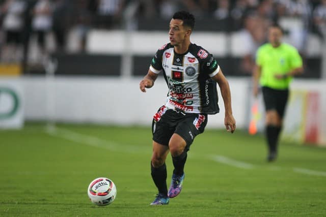 Thomaz deixa o elenco do Oper&aacute;rio-PR