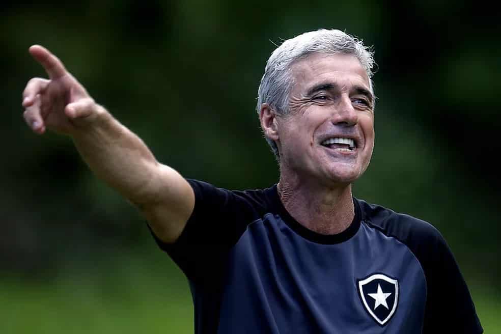 Botafogo tem diversos problemas para pegar o Fluminense