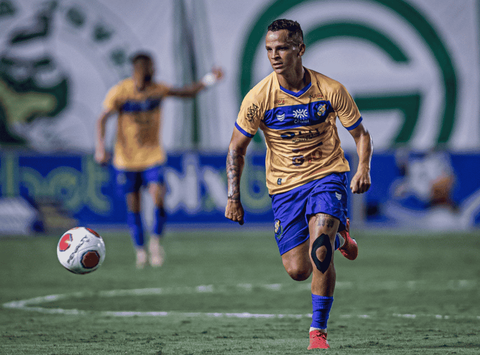 Ramon refor&ccedil;a confian&ccedil;a para classifica&ccedil;&atilde;o do Ipor&aacute; na S&eacute;rie D: &ldquo;Temos sete finais pela frente&rdquo;