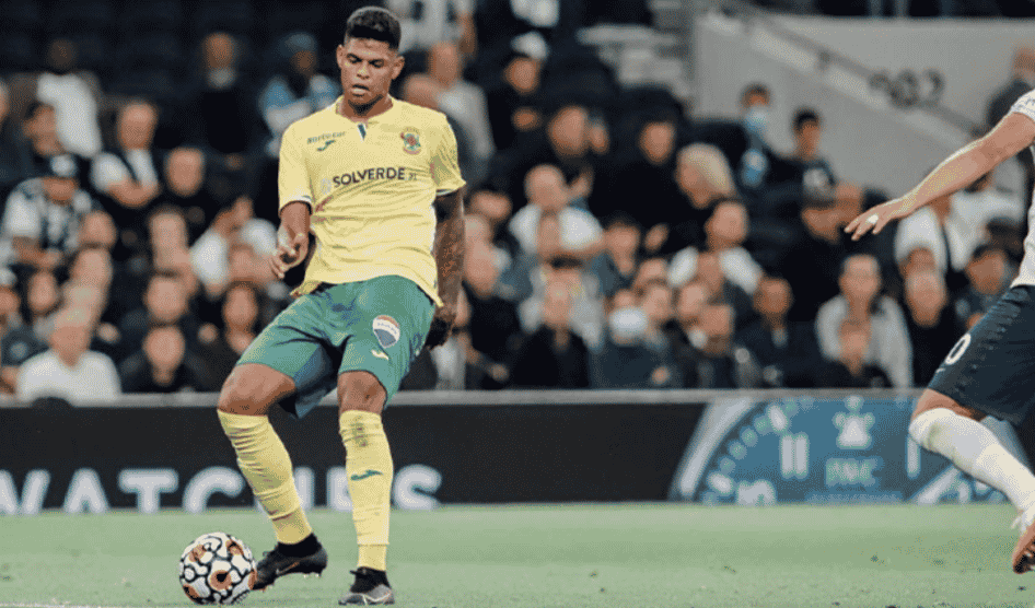 Flávio Ramos comemora retorno aos treinos antes do início da temporada europeia