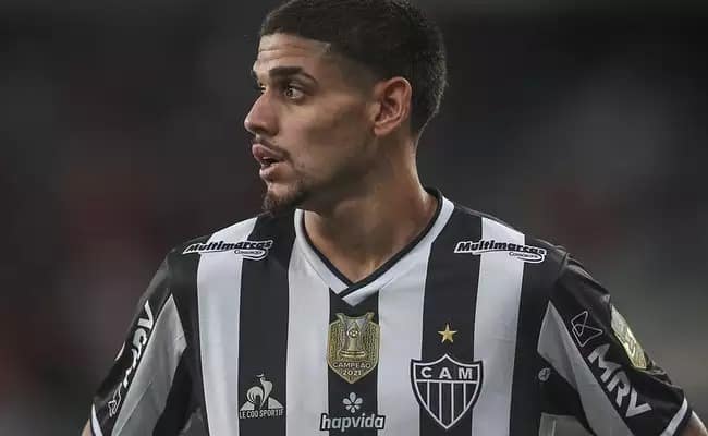 Atl&eacute;tico-MG pr&oacute;ximo de renovar com Rubens