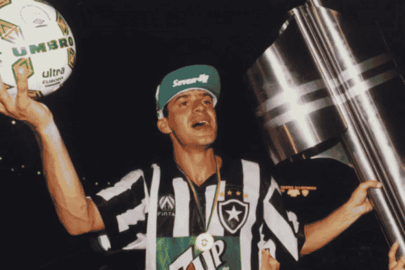 T&uacute;lio Maravilha - 545 gols