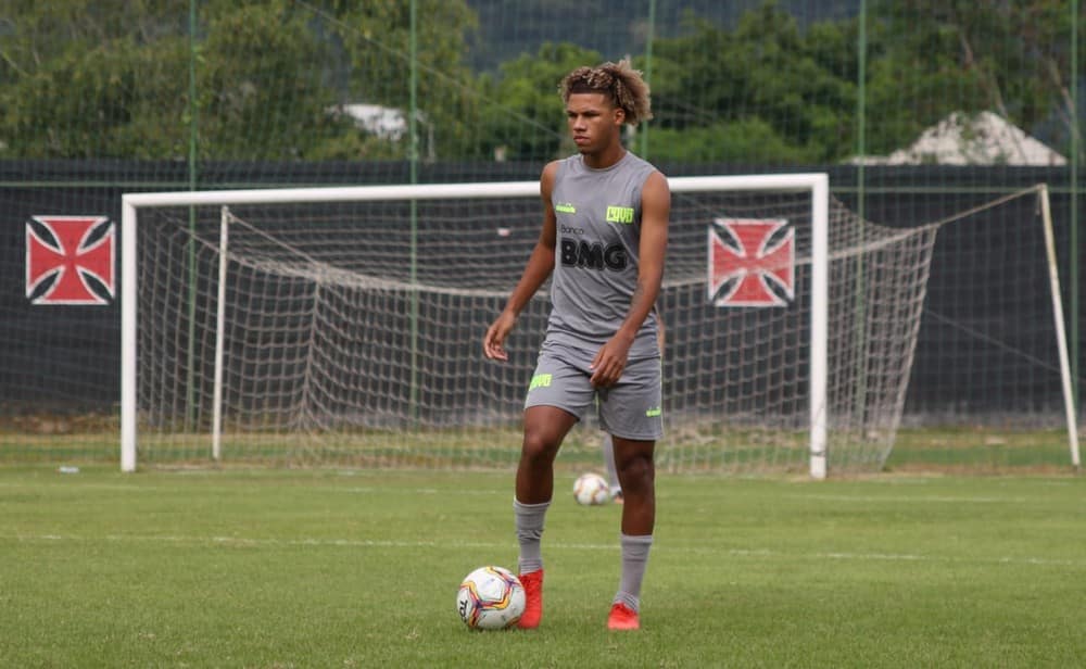 Athletico-PR deve anunciar lateral em breve