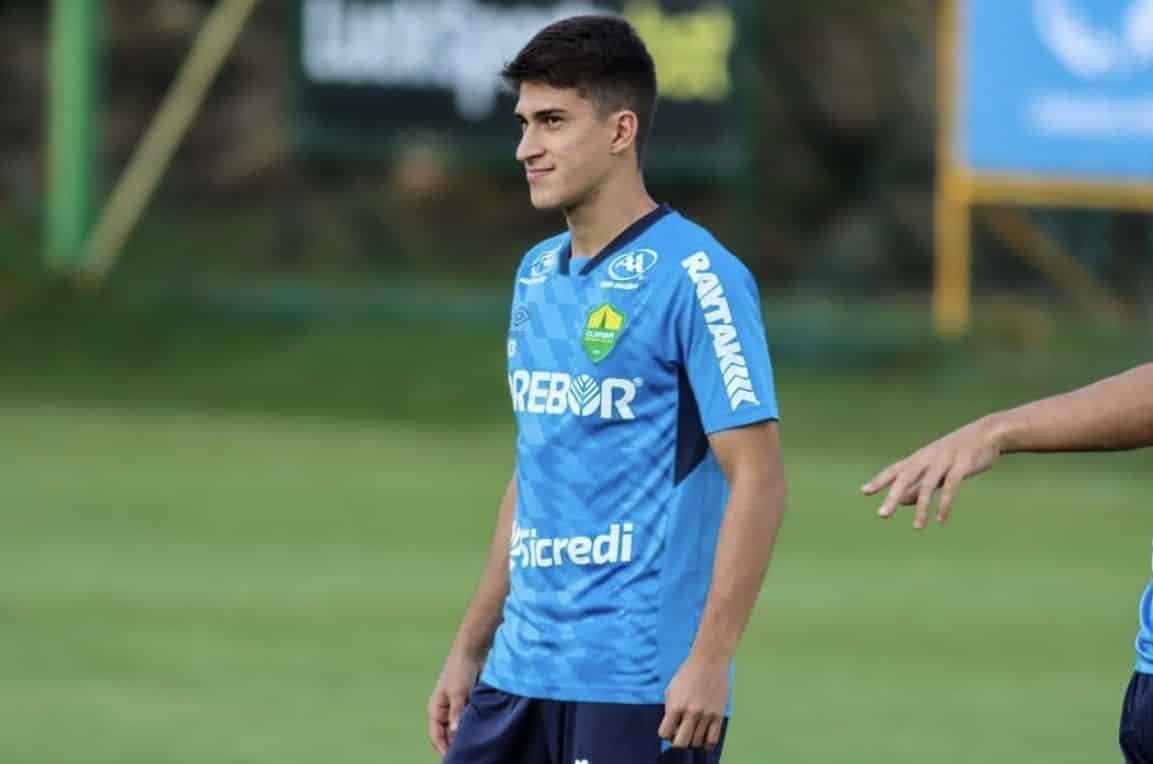 Está no BID! Gabriel Pirani pode estrear pelo Cuiabá