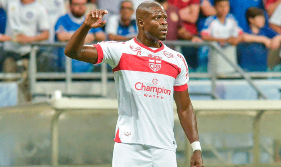 Diego Ivo completa 100 jogos no futebol nordestino: “Orgulho”