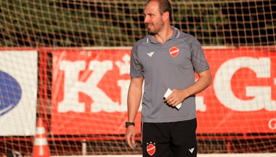 Allan Aal ressalta evolu&ccedil;&atilde;o do Vila Nova e projeta returno da S&eacute;rie B