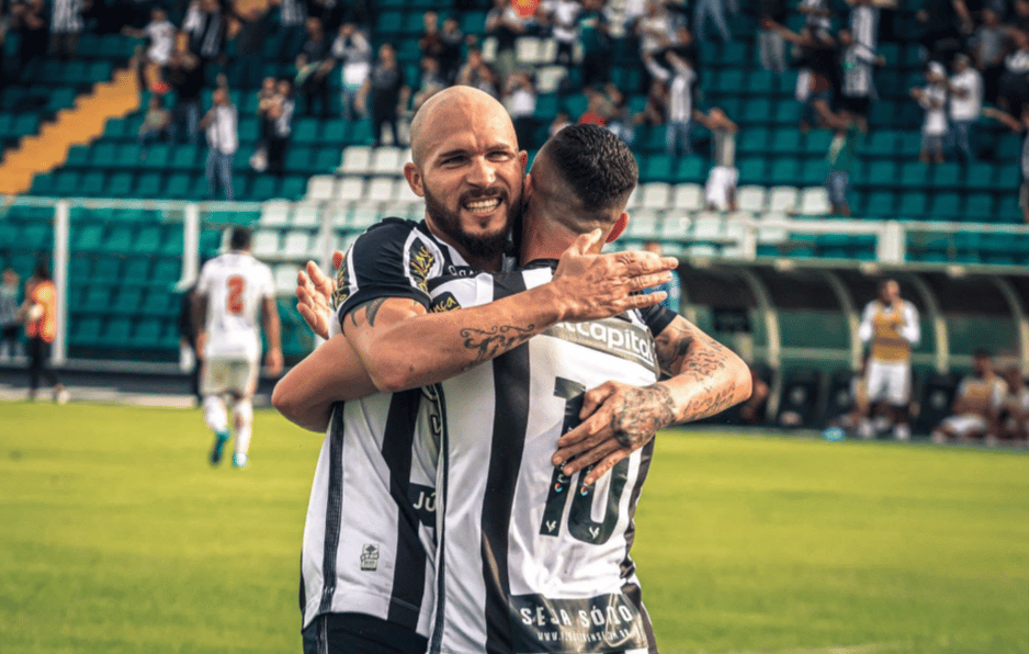 Tito valoriza ponto conquistado e convoca torcida para jogo em casa