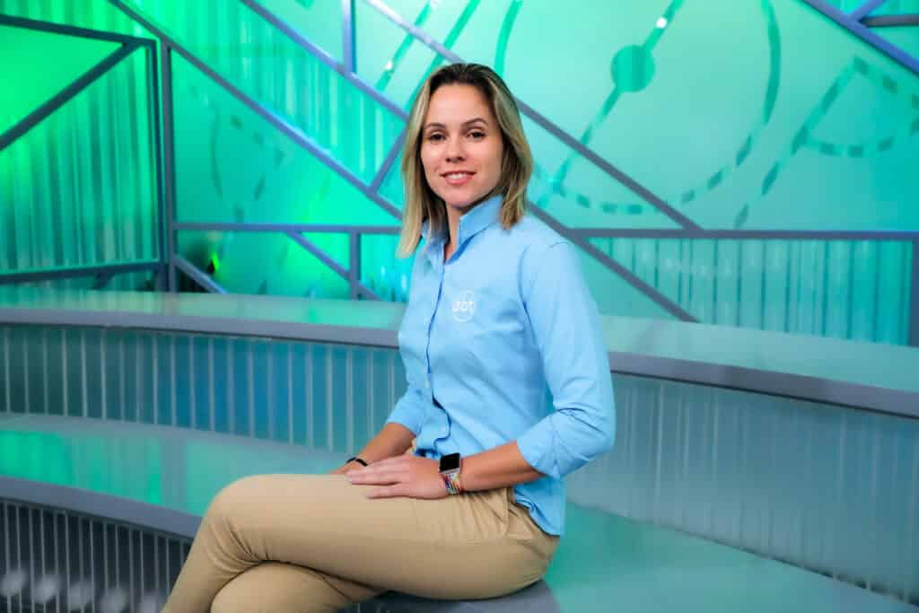 &Eacute;rika anuncia que ser&aacute; comentarista no SBT