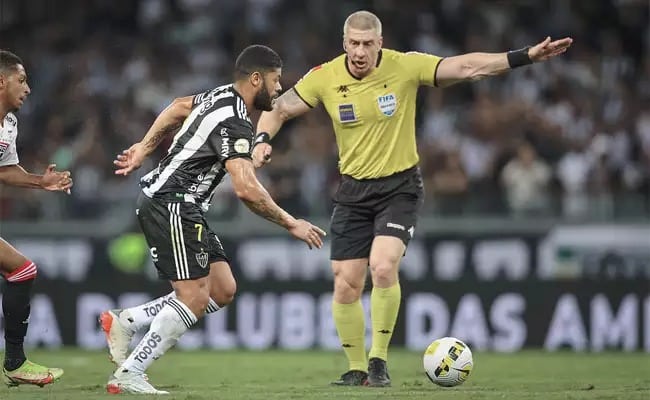 Atl&eacute;tico-MG na bronca com Anderson Daronco