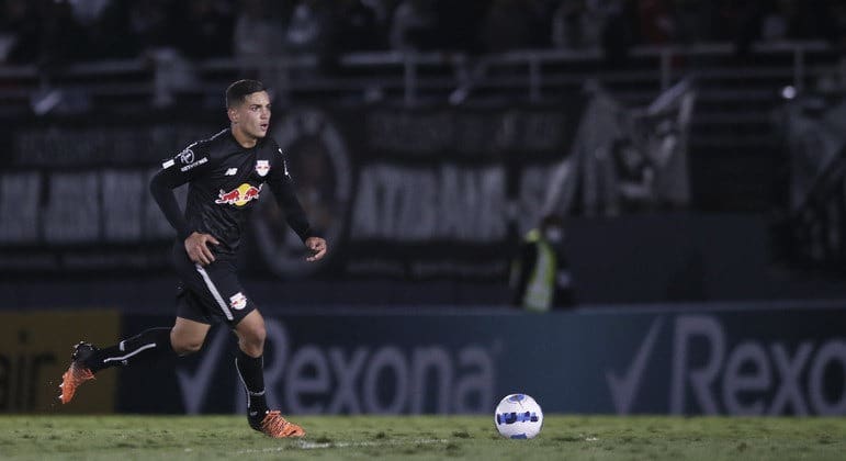 Zagueiro do RB Bragantino se envolve em acidente com morte