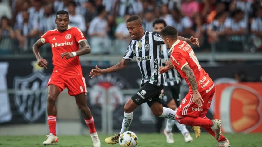 Galo enfrenta Inter em reestreia de Cuca