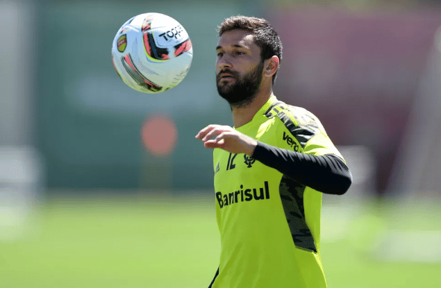 Cruzeiro negocia o passe de Gabriel Boschilia