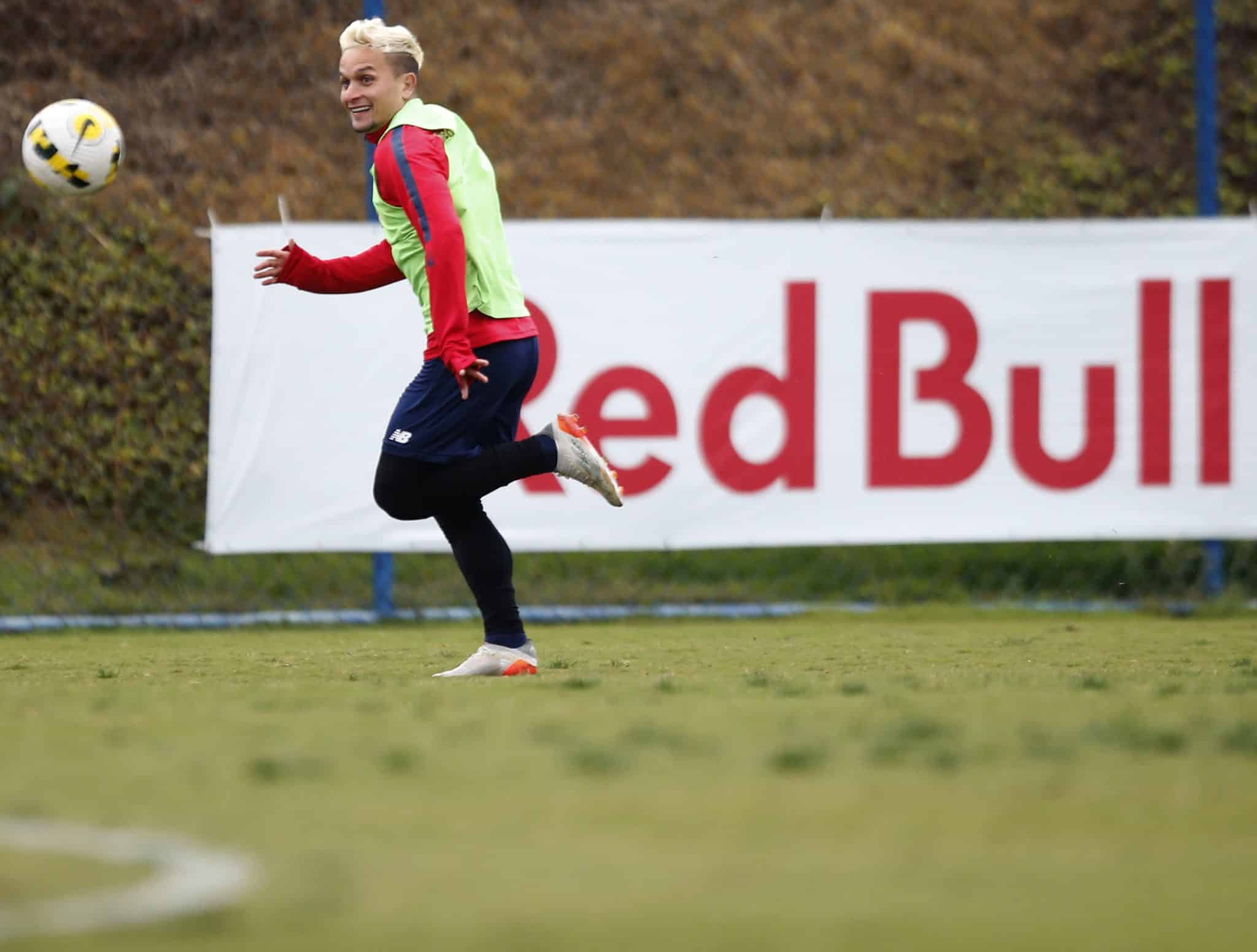 Artur, do Braga, &eacute; o carrasco do S&atilde;o Paulo