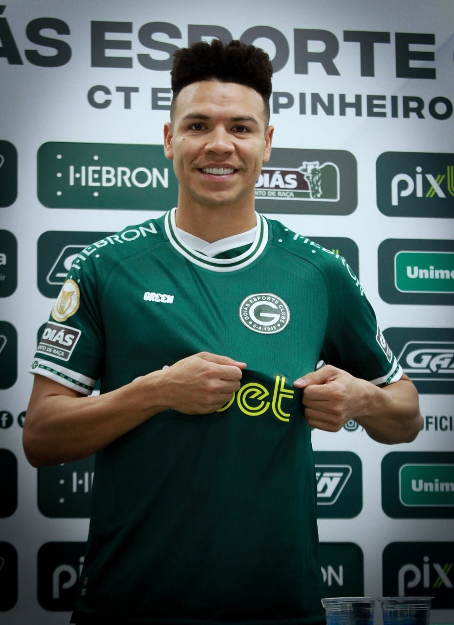 Goiás fecha janela de transferências com sete reforços
