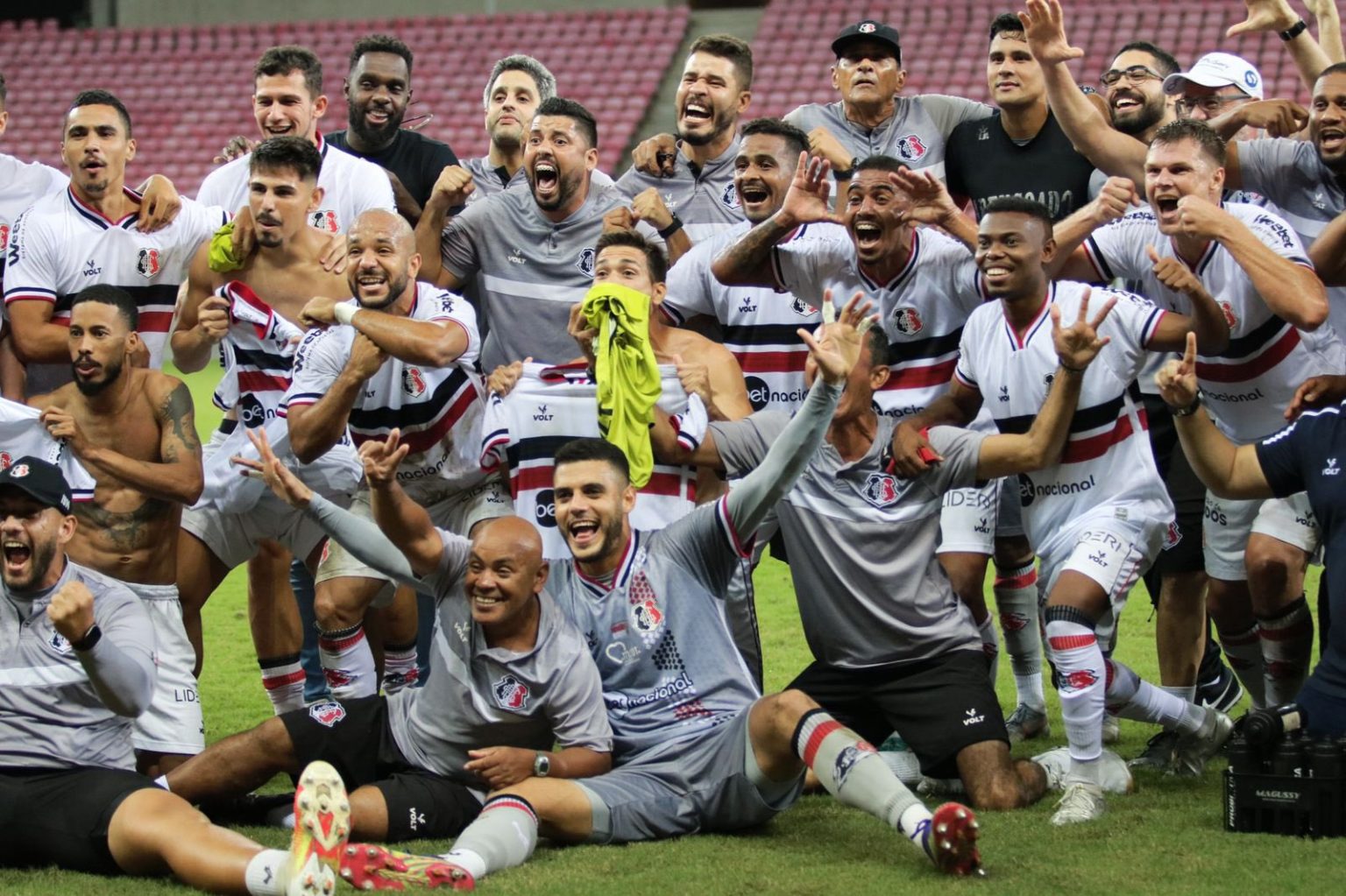 Vitória do Santa Cruz, o time do povo