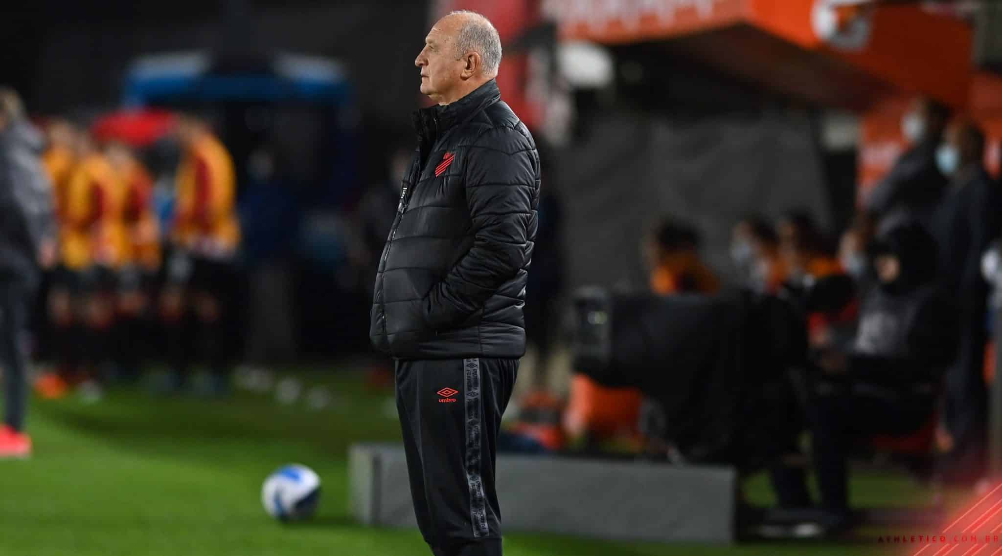 Felip&atilde;o diz que o sonho do Furac&atilde;o vai al&eacute;m da classifica&ccedil;&atilde;o