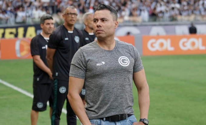 Jair Ventura: feliz com a vit&oacute;ria do Goi&aacute;s