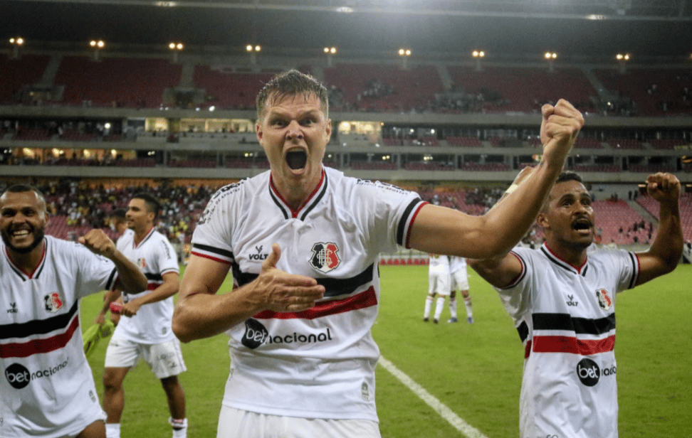 Alem&atilde;o exalta festa da torcida e valoriza classifica&ccedil;&atilde;o do Santa Cruz