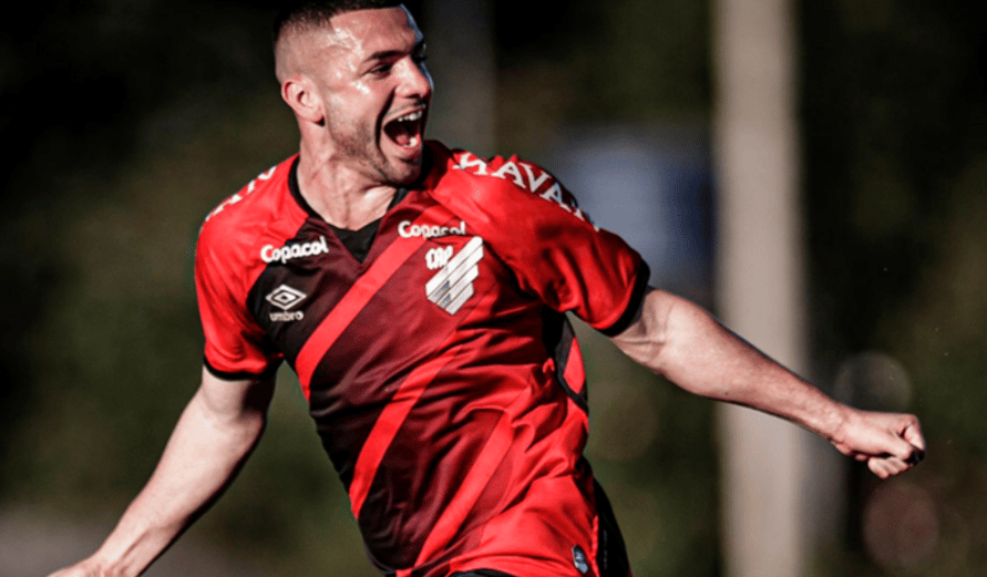 L&eacute;o Ata&iacute;de mira quartas de final do Brasileir&atilde;o Sub-20 com Athletico