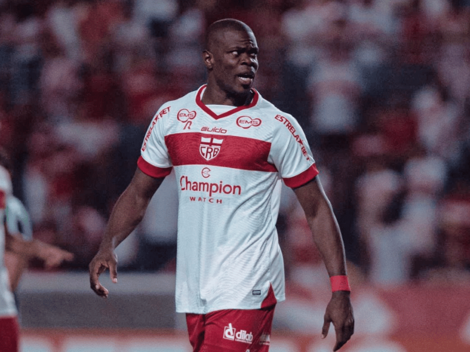 Diego Ivo vibra com vit&oacute;ria do CRB sobre o Gr&ecirc;mio