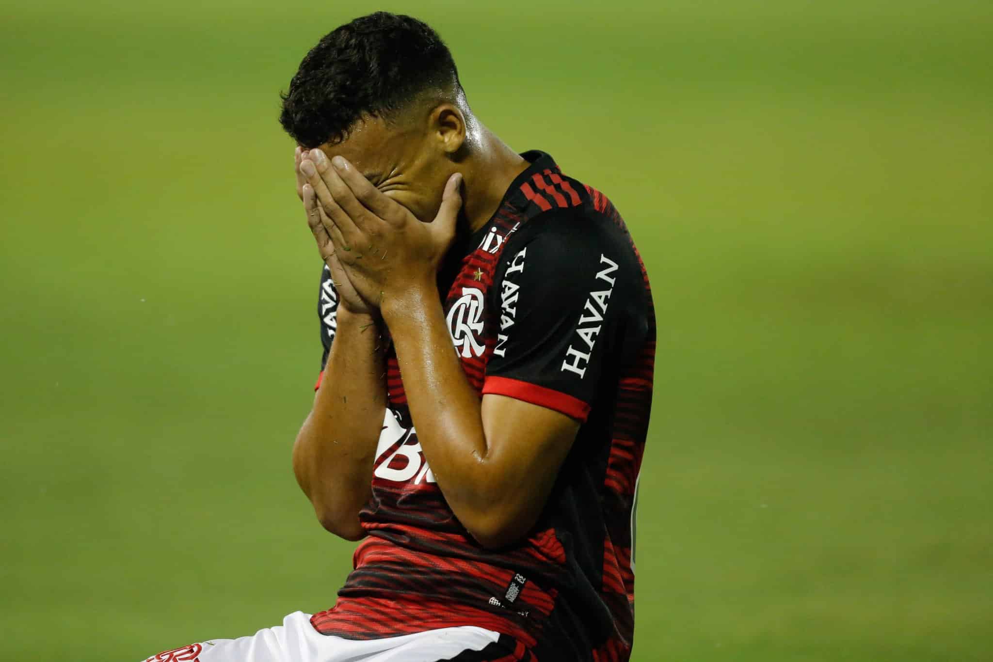 Victor Hugo ganha espa&ccedil;o e vir&aacute; destaque no Flamengo