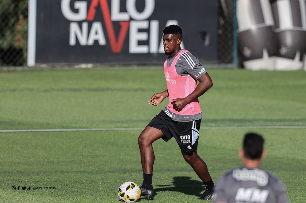 Atl&eacute;tico-MG foca no Brasileir&atilde;o, ap&oacute;s cair na Libertadores