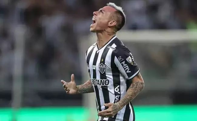 Vargas pode deixar Galo