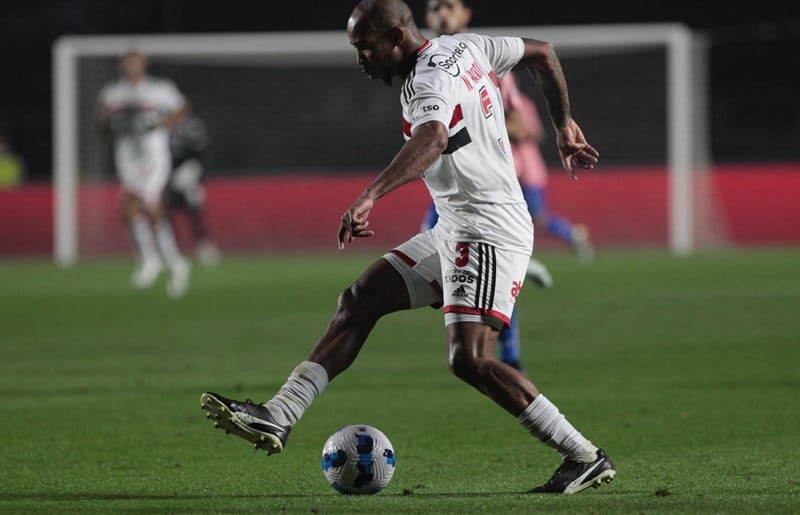 M&aacute; fase do S&atilde;o Paulo n&atilde;o deve impedir passagem &agrave; final